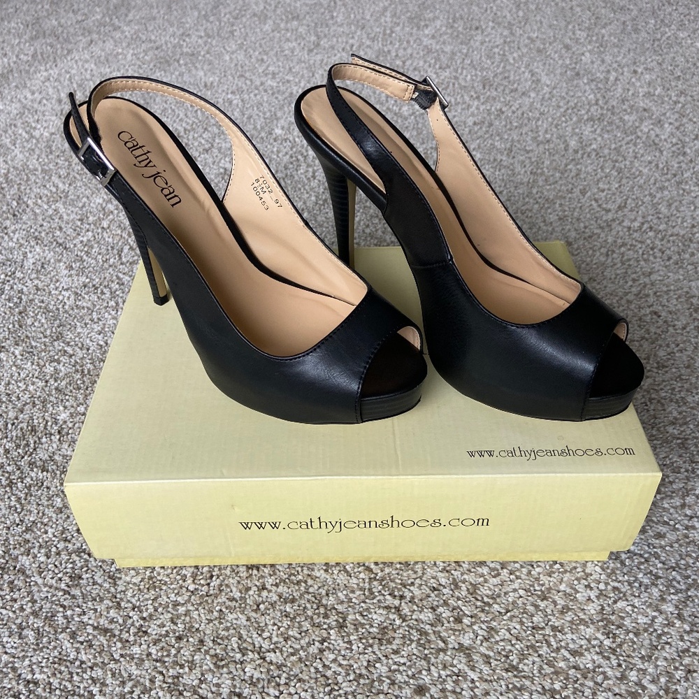 Cathy Jean Shoes high heels Size 8.5